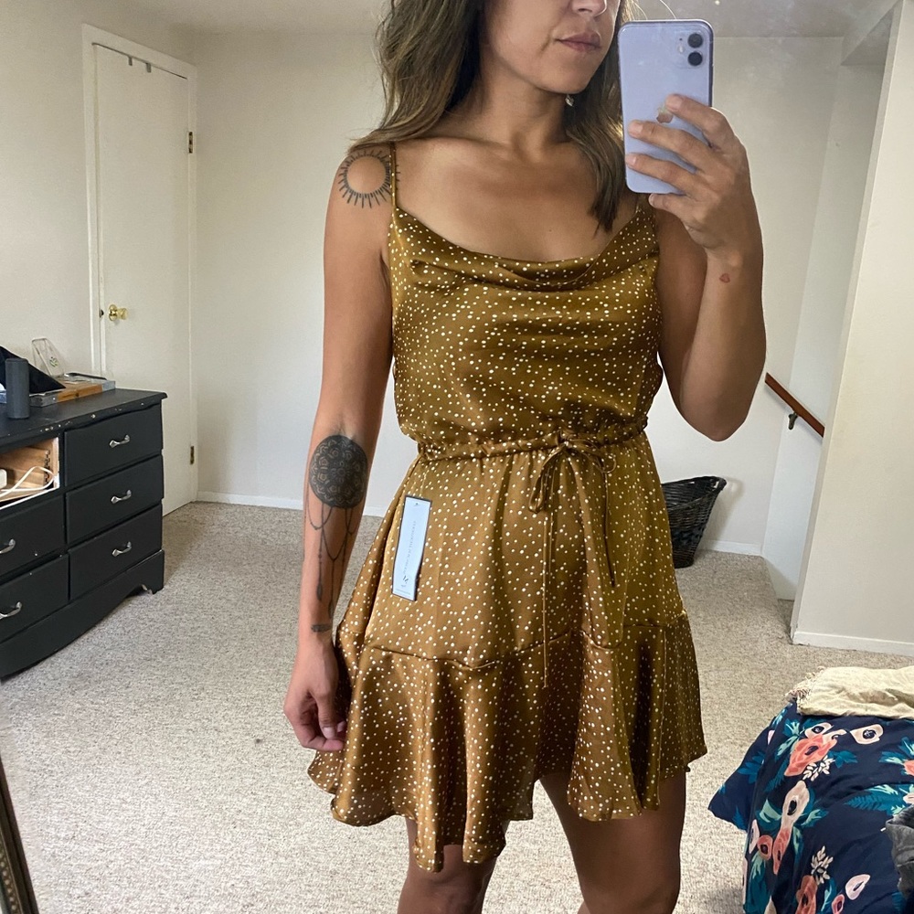 Polka dot satin dress. NWT.